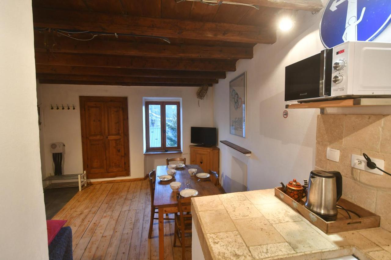 Petite Maison A Huez מראה חיצוני תמונה