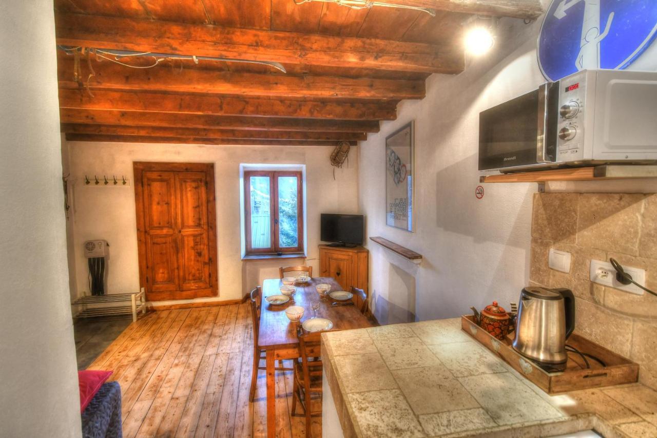 Petite Maison A Huez מראה חיצוני תמונה